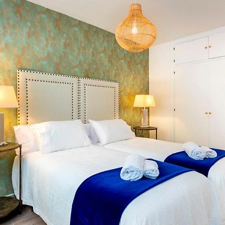 Genteel Home Plaza De Las Flores مالقة المظهر الخارجي الصورة